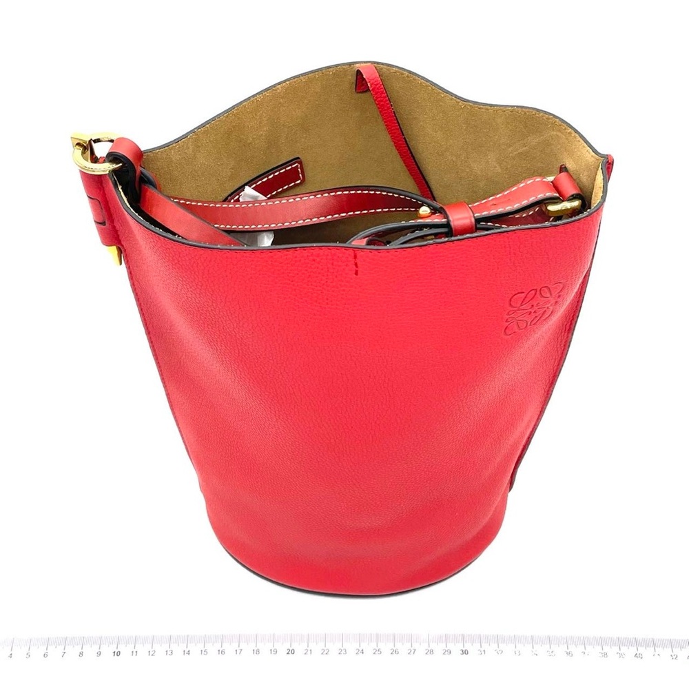 Auth Loewe Gate Bucket Bag – Raspberry Red – Small - Picture 4 of 15